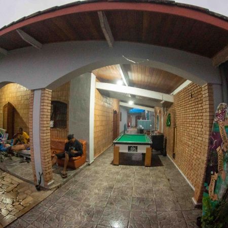 Casa 51 Hostel Ubatuba Exterior photo