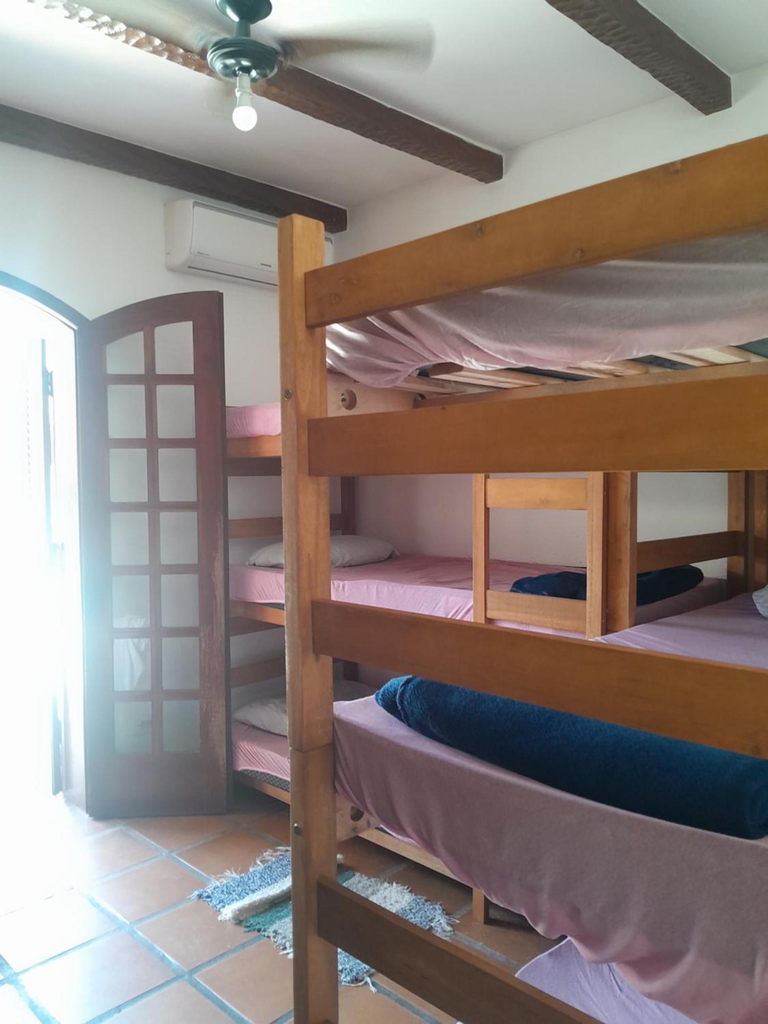 Casa 51 Hostel Ubatuba Exterior photo